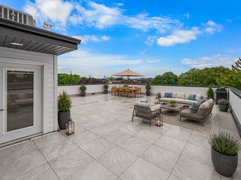 Tiny photo for 2640 N Bosworth Avenue #PHS, Chicago, IL 60614 (MLS # 12768902)