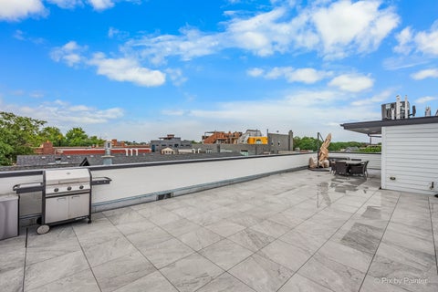Tiny photo for 2640 N Bosworth Avenue #PHS, Chicago, IL 60614 (MLS # 12768902)