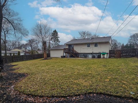 Tiny photo for 400 Country Lane, Streamwood, IL 60107 (MLS # 12585076)