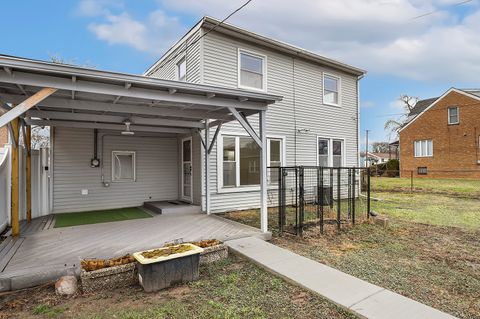 Tiny photo for 2821 W 102nd Street, Evergreen Park, IL 60805 (MLS # 12597522)