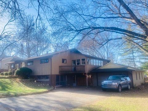 A home in Fox River Grove