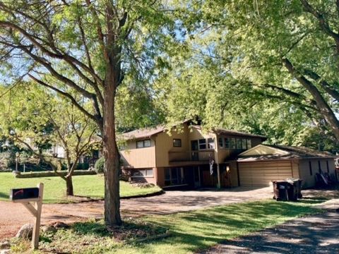 A home in Fox River Grove