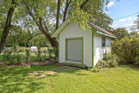 Tiny photo for 603 Gregg Road, Northbrook, IL 60062 (MLS # 12740227)