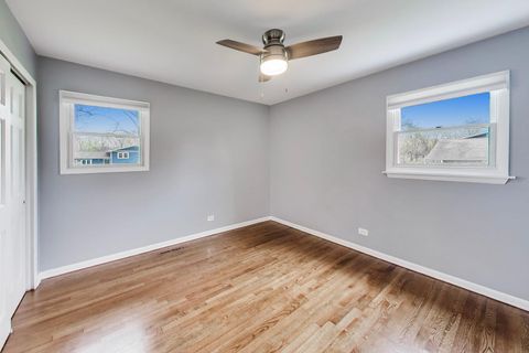 Tiny photo for 6736 Meadowcrest Drive, Downers Grove, IL 60516 (MLS # 12624134)