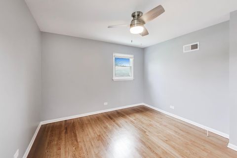 Tiny photo for 6736 Meadowcrest Drive, Downers Grove, IL 60516 (MLS # 12624134)