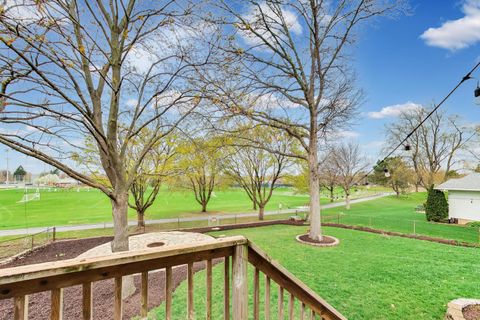 Tiny photo for 6736 Meadowcrest Drive, Downers Grove, IL 60516 (MLS # 12624134)