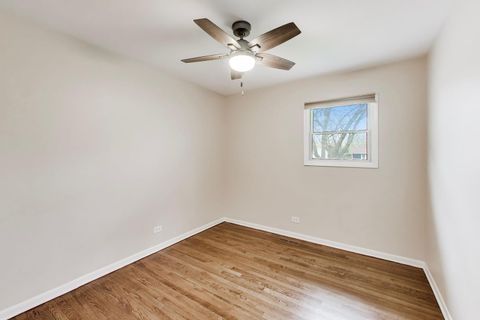 Tiny photo for 6736 Meadowcrest Drive, Downers Grove, IL 60516 (MLS # 12624134)