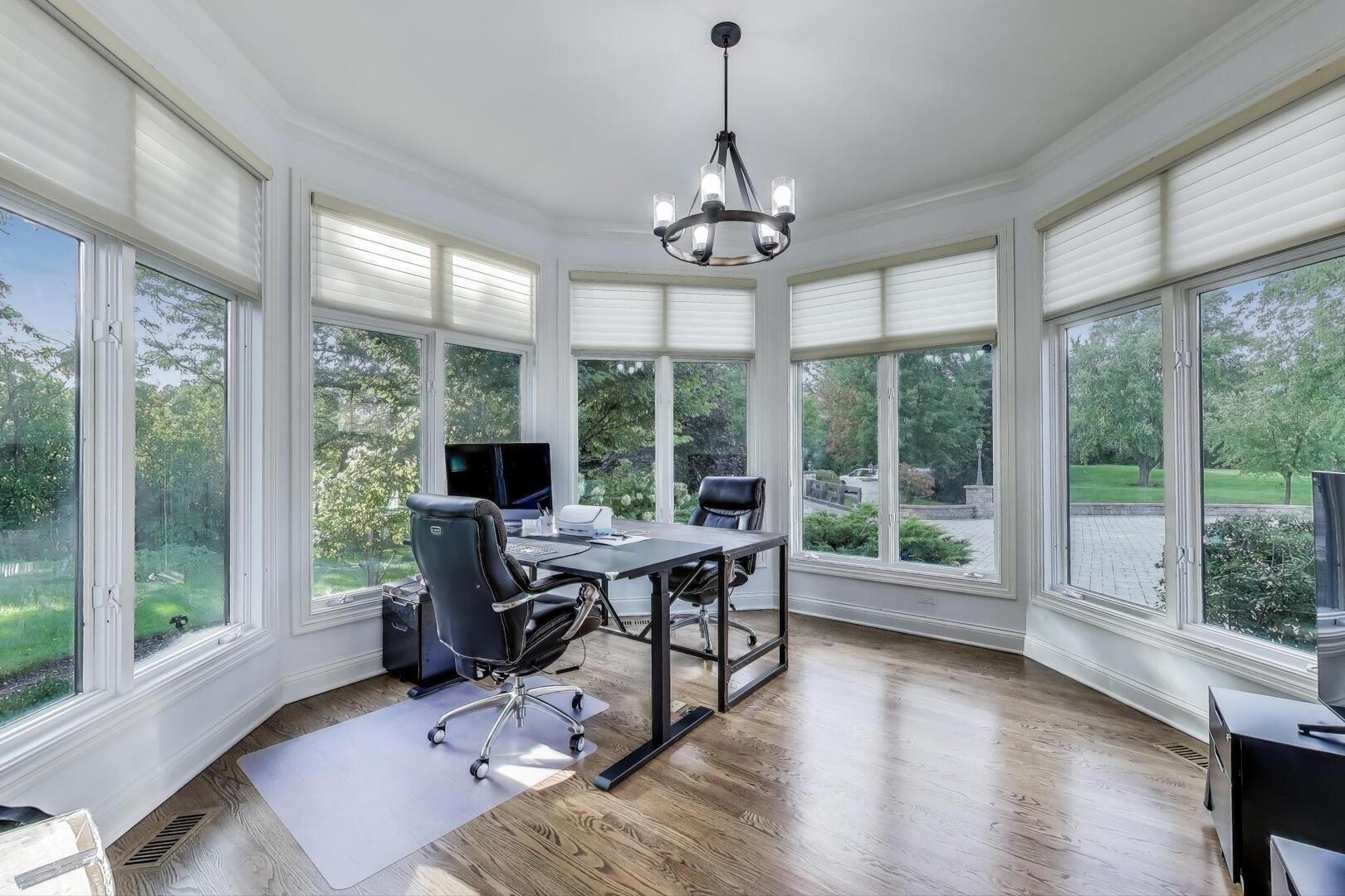 Naperville, Illinois 60540, United States, 4 Bedrooms Bedrooms, ,5 BathroomsBathrooms,Residential,Active,210511