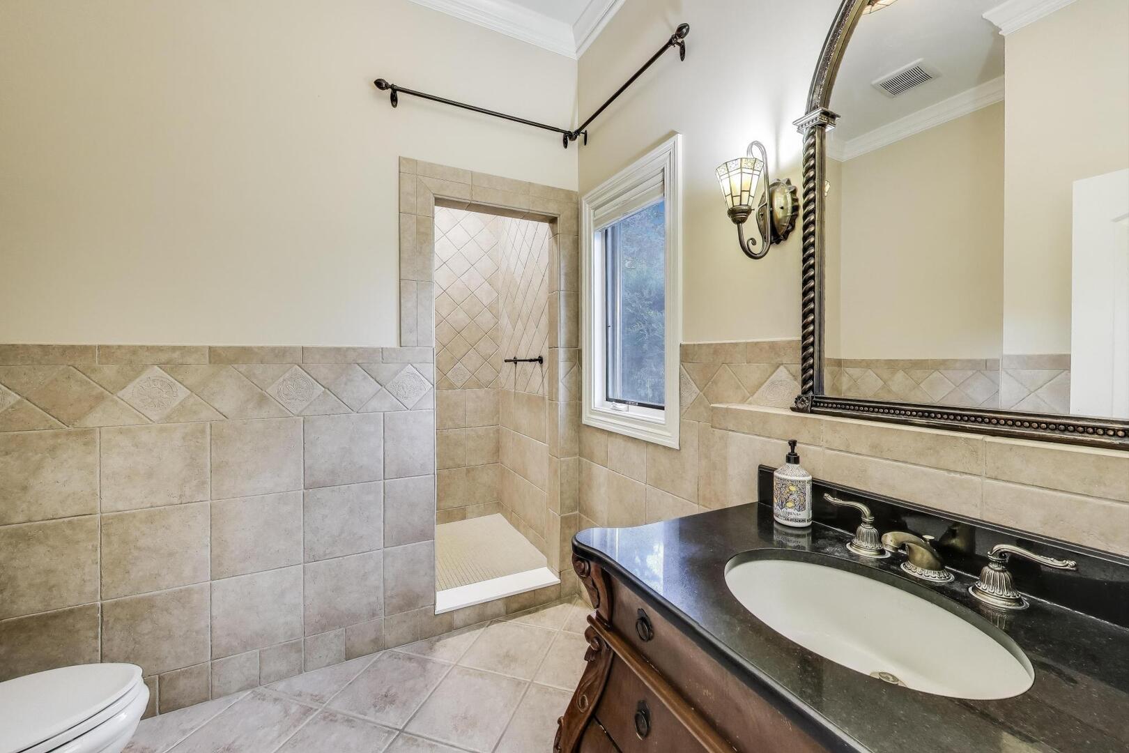 Naperville, Illinois 60540, United States, 4 Bedrooms Bedrooms, ,5 BathroomsBathrooms,Residential,Active,210511