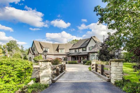 Photo of 23W711 Hobson Road, Naperville, IL 60540 (MLS # 12470853)
