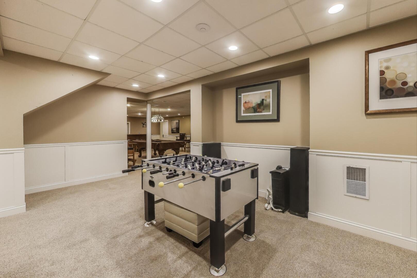 Naperville, Illinois 60540, United States, 4 Bedrooms Bedrooms, ,5 BathroomsBathrooms,Residential,Active,210511