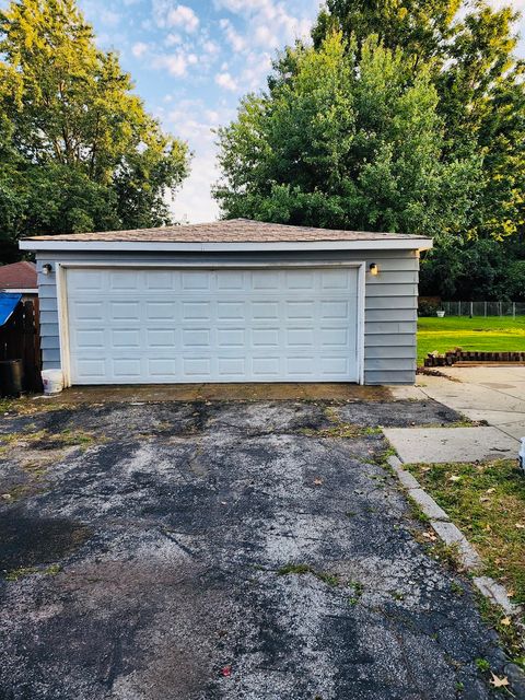 Tiny photo for 10833 Wellington Street, Melrose Park, IL 60164 (MLS # 12471424)
