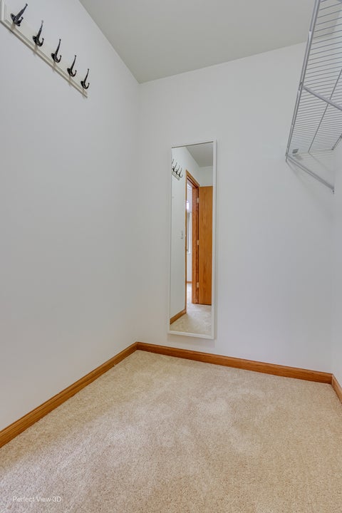 Tiny photo for 349 ABINGTON WOODS Drive #349, Aurora, IL 60502 (MLS # 12729413)