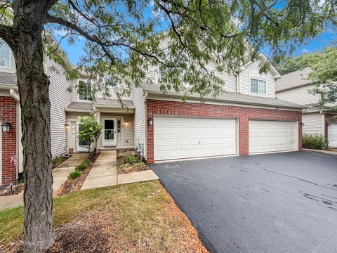 Tiny photo for 349 ABINGTON WOODS Drive #349, Aurora, IL 60502 (MLS # 12729413)