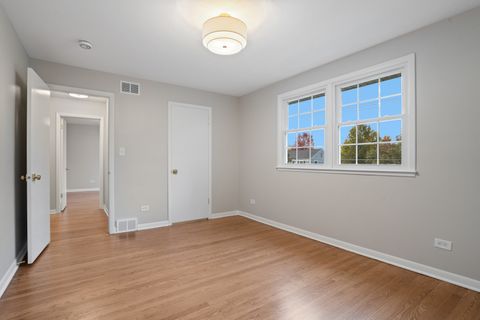 Tiny photo for 215 45th Street, Western Springs, IL 60558 (MLS # 12508375)