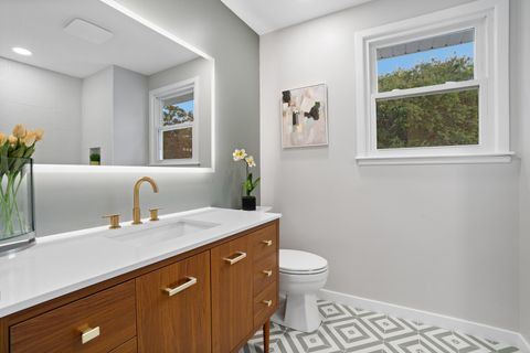 Tiny photo for 215 45th Street, Western Springs, IL 60558 (MLS # 12508375)