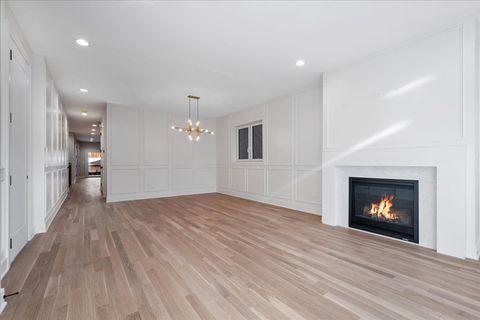 Tiny photo for 2435 N Clybourn Avenue #1S, Chicago, IL 60614 (MLS # 12534209)