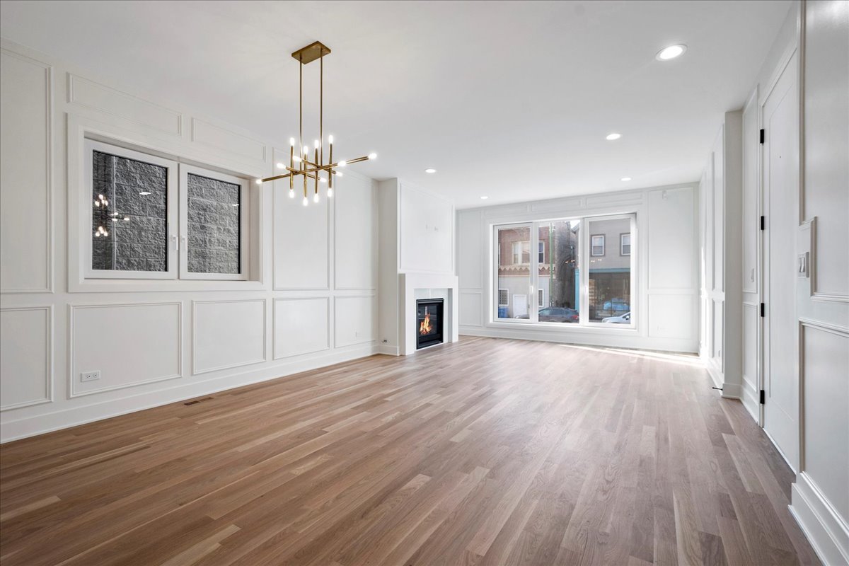 2435 N Clybourn Avenue 1S