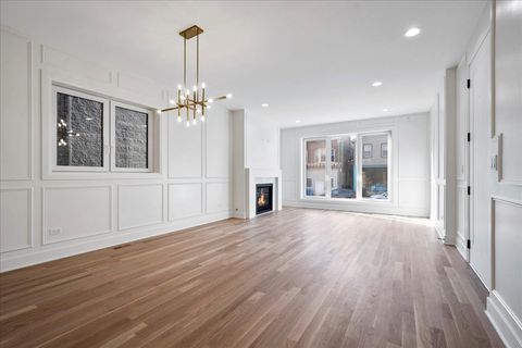 Tiny photo for 2435 N Clybourn Avenue #1S, Chicago, IL 60614 (MLS # 12534209)