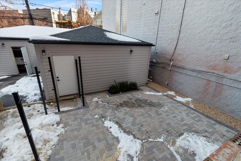 Tiny photo for 2435 N Clybourn Avenue #1S, Chicago, IL 60614 (MLS # 12534209)