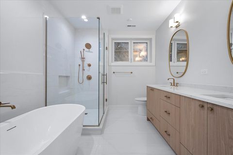 Tiny photo for 2435 N Clybourn Avenue #1S, Chicago, IL 60614 (MLS # 12534209)