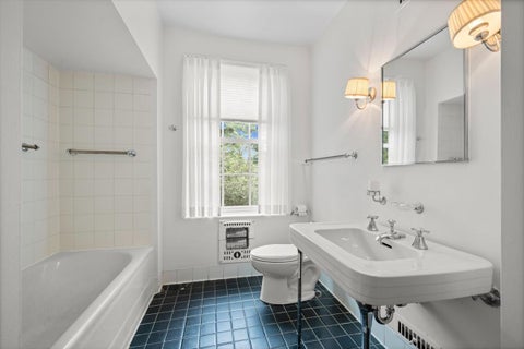 Tiny photo for 1418 Waverly Road, Highland Park, IL 60035 (MLS # 12757737)