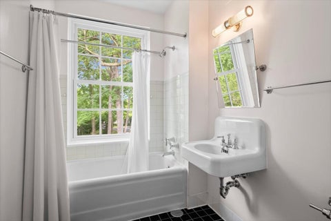 Tiny photo for 1418 Waverly Road, Highland Park, IL 60035 (MLS # 12757737)