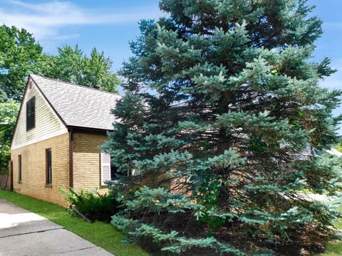 Tiny photo for 1007 Luther Avenue, Rockford, IL 61107 (MLS # 12736212)
