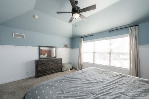 Tiny photo for 2203 Brookwood Drive, South Elgin, IL 60177 (MLS # 12659688)