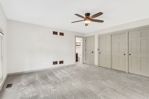 Tiny photo for 334 Concord Square, Gurnee, IL 60031 (MLS # 12491813)