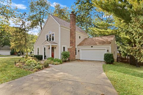 Tiny photo for 334 Concord Square, Gurnee, IL 60031 (MLS # 12491813)