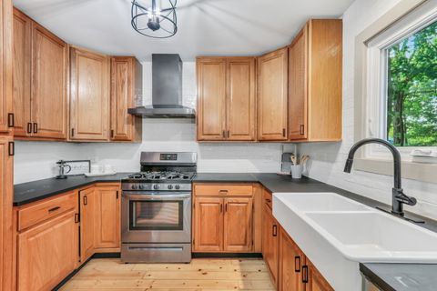 Tiny photo for 334 Concord Square, Gurnee, IL 60031 (MLS # 12491813)