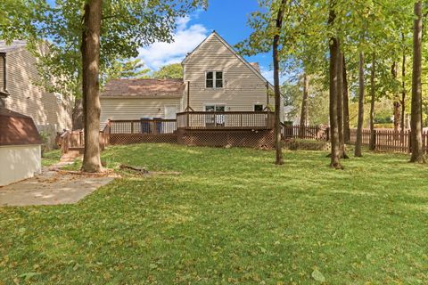 Tiny photo for 334 Concord Square, Gurnee, IL 60031 (MLS # 12491813)
