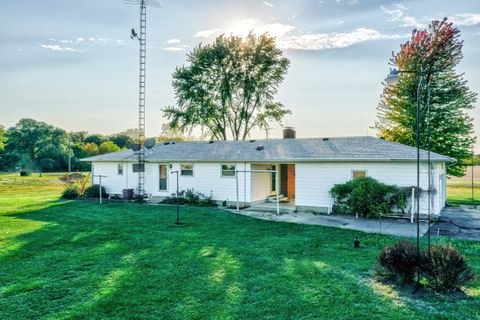 Tiny photo for 1526 E 18th Road, Streator, IL 61364 (MLS # 12489244)