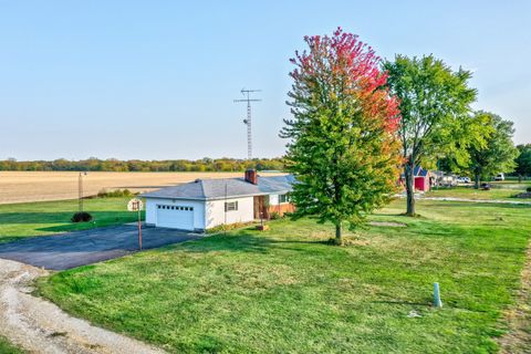 Tiny photo for 1526 E 18th Road, Streator, IL 61364 (MLS # 12489244)