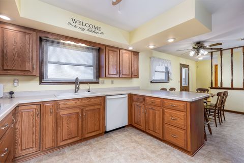 Tiny photo for 1526 E 18th Road, Streator, IL 61364 (MLS # 12489244)