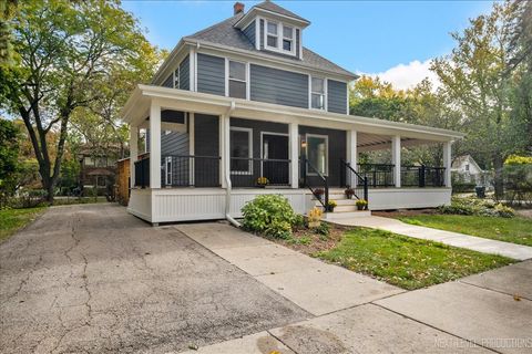 A home in St. Charles