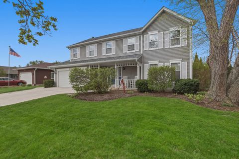 Photo of 637 N Lyle Avenue, Elgin, IL 60123 (MLS # 12638910)