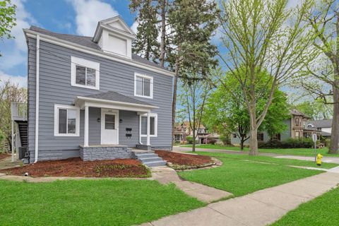 Tiny photo for 209 E Washington Street, West Chicago, IL 60185 (MLS # 12536678)