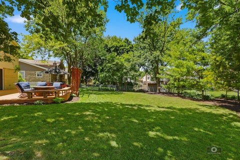 Tiny photo for 619 E Bauer Road, Naperville, IL 60563 (MLS # 12739932)