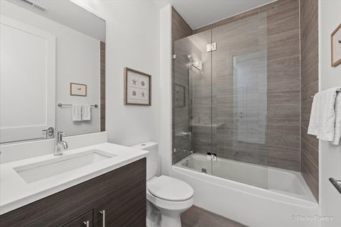 Tiny photo for 2491 N Milwaukee Avenue #4S, Chicago, IL 60647 (MLS # 12593882)