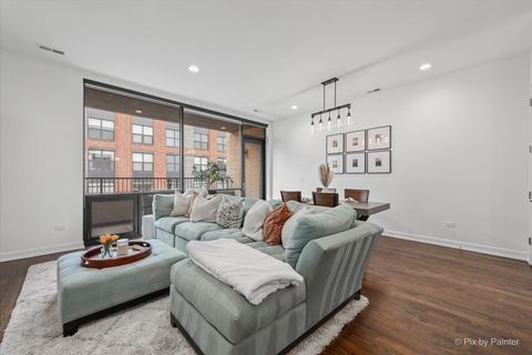 Tiny photo for 2491 N Milwaukee Avenue #4S, Chicago, IL 60647 (MLS # 12593882)