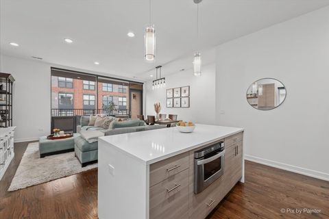 Tiny photo for 2491 N Milwaukee Avenue #4S, Chicago, IL 60647 (MLS # 12593882)