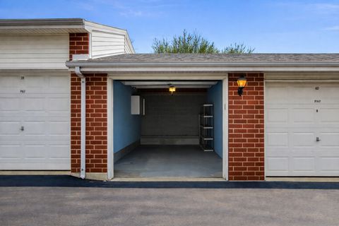 Tiny photo for 16600 Liberty Circle #3S, Orland Park, IL 60467 (MLS # 12546879)