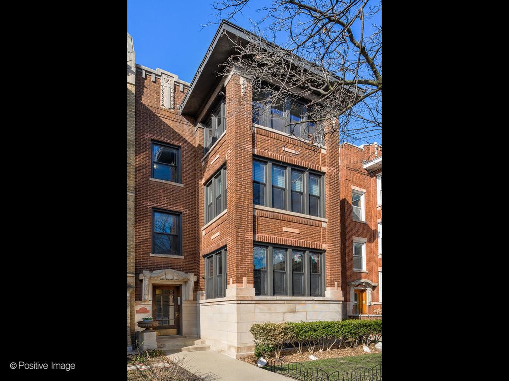listing image 0