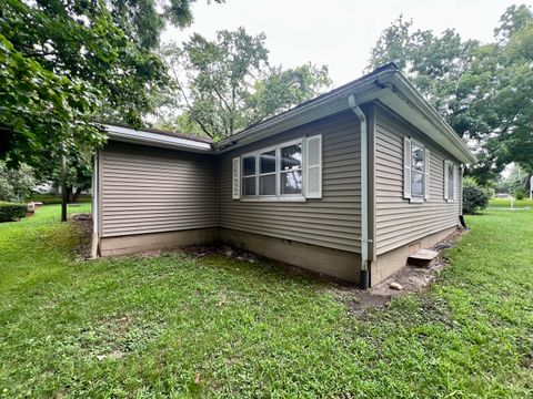 Tiny photo for 509 Lakeshore Drive, Oakland, IL 61943 (MLS # 12434307)