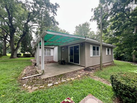 Tiny photo for 509 Lakeshore Drive, Oakland, IL 61943 (MLS # 12434307)