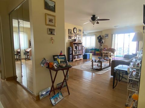 Tiny photo for 9375 LANDINGS Lane #504, Des Plaines, IL 60016 (MLS # 12601808)