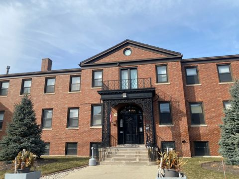 Tiny photo for 9375 LANDINGS Lane #504, Des Plaines, IL 60016 (MLS # 12601808)