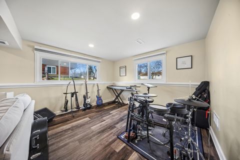 Tiny photo for 1660 JEFFERSON Road, Hoffman Estates, IL 60169 (MLS # 12610958)